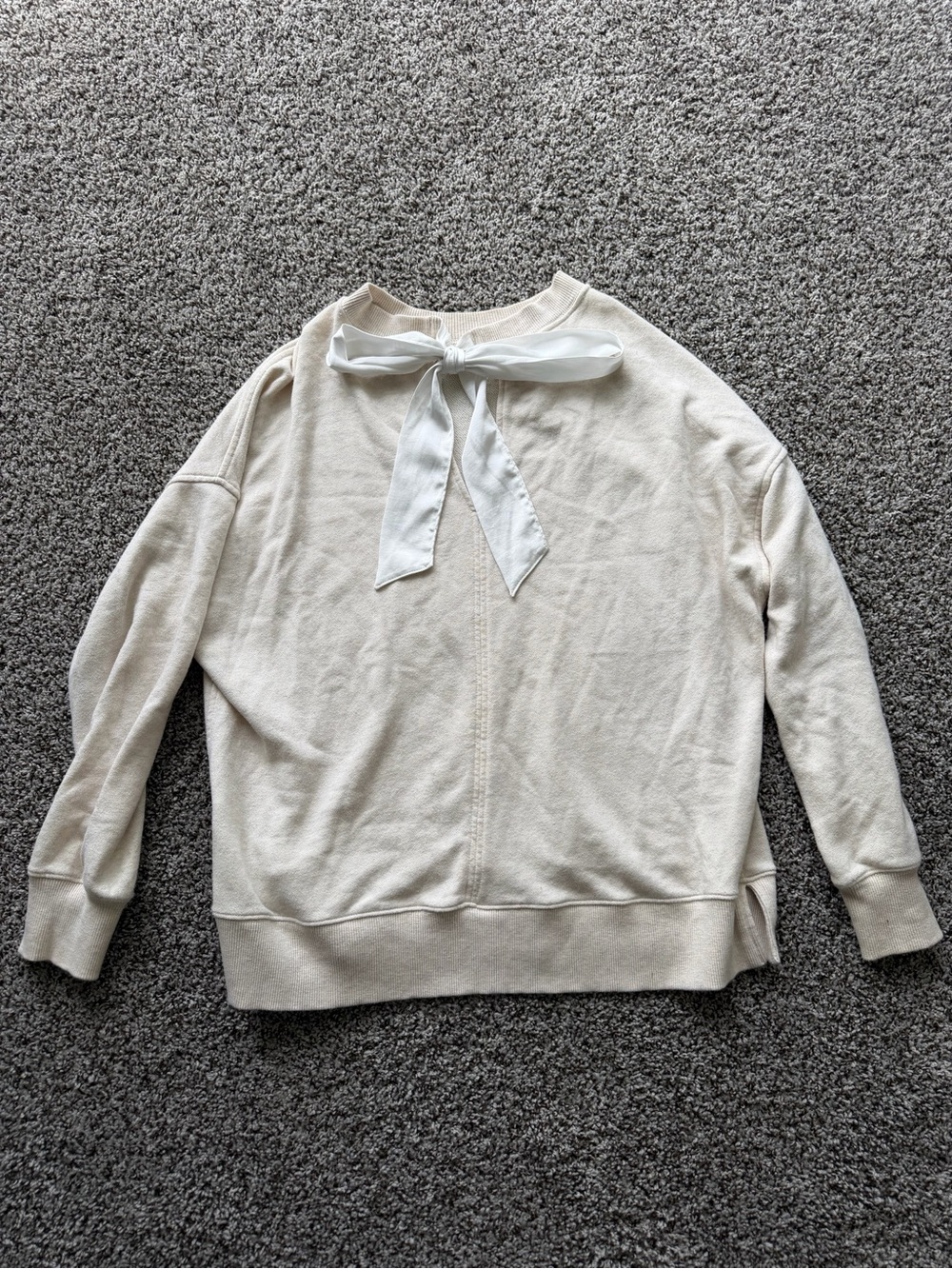 Aerie Women’s Cream Crewneck Pullover Sweater with bow in back